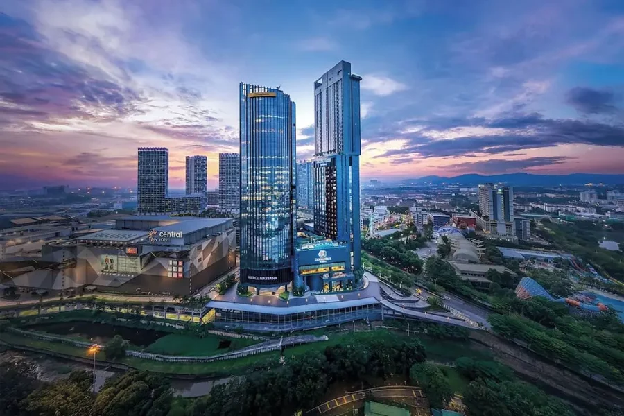 هتل دابل تری بای هیلتون شاه عالم